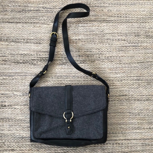 Merona Handbags - Black & Grey Purse